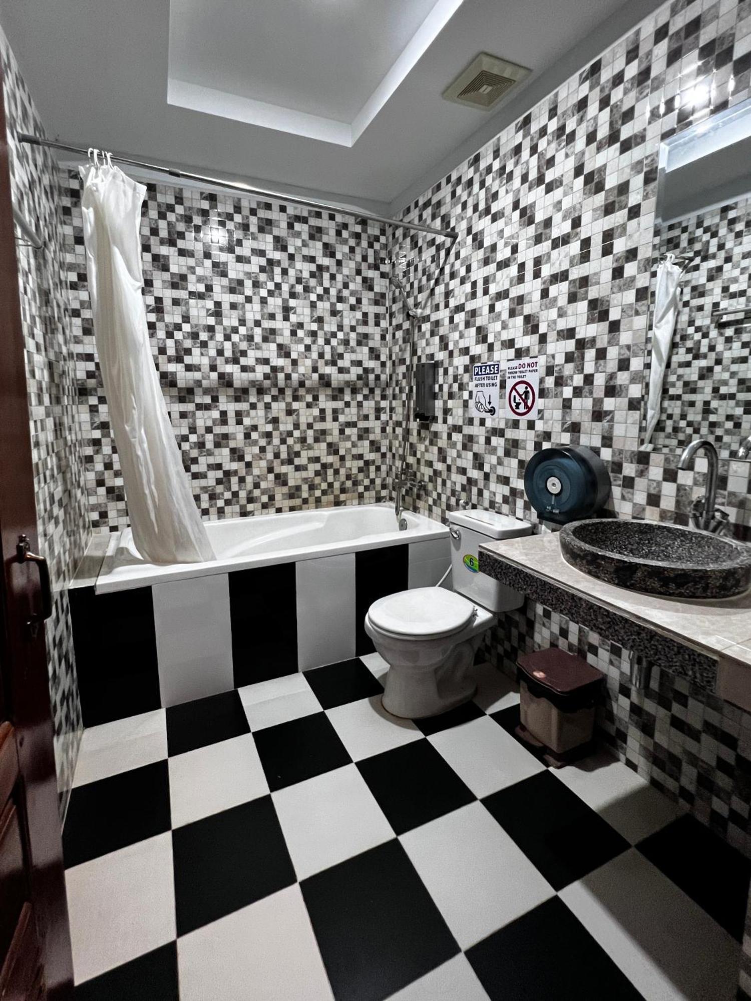 The Place Hostel Siem Reap Angkor Esterno foto